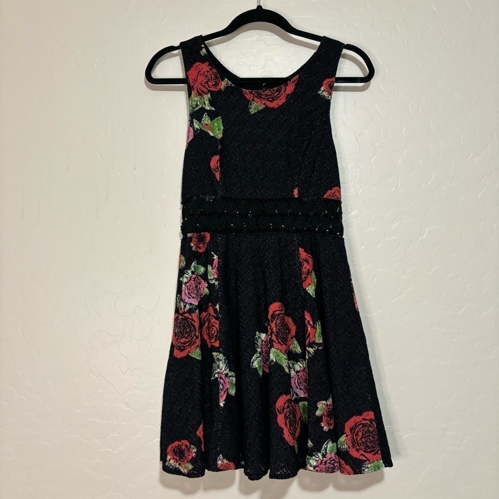 Free People Black Rose Print Fit and Flare Crocheted Daisy Cutout Waist Dress 4 - Picture 4 of 10